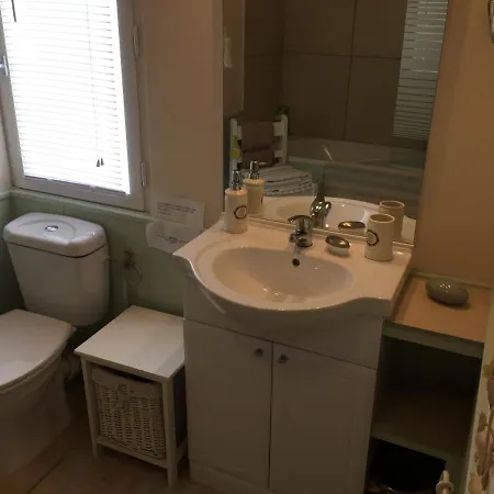 La Provencale Bed & Breakfast Duravel